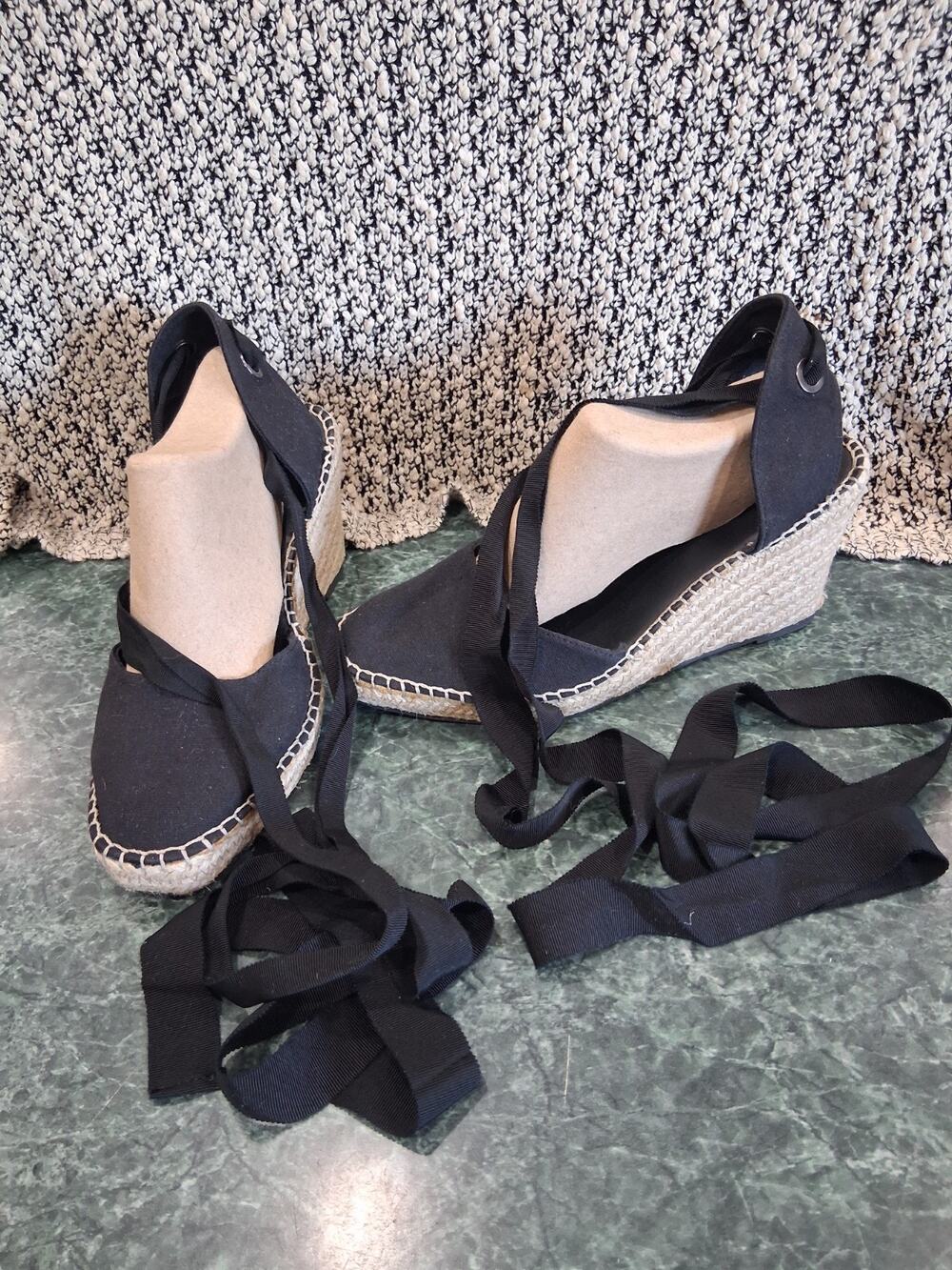 ASOS Espadrille Wedge closed toe Sandals Black/Natural Ankle Ribbon Ties Sz 6